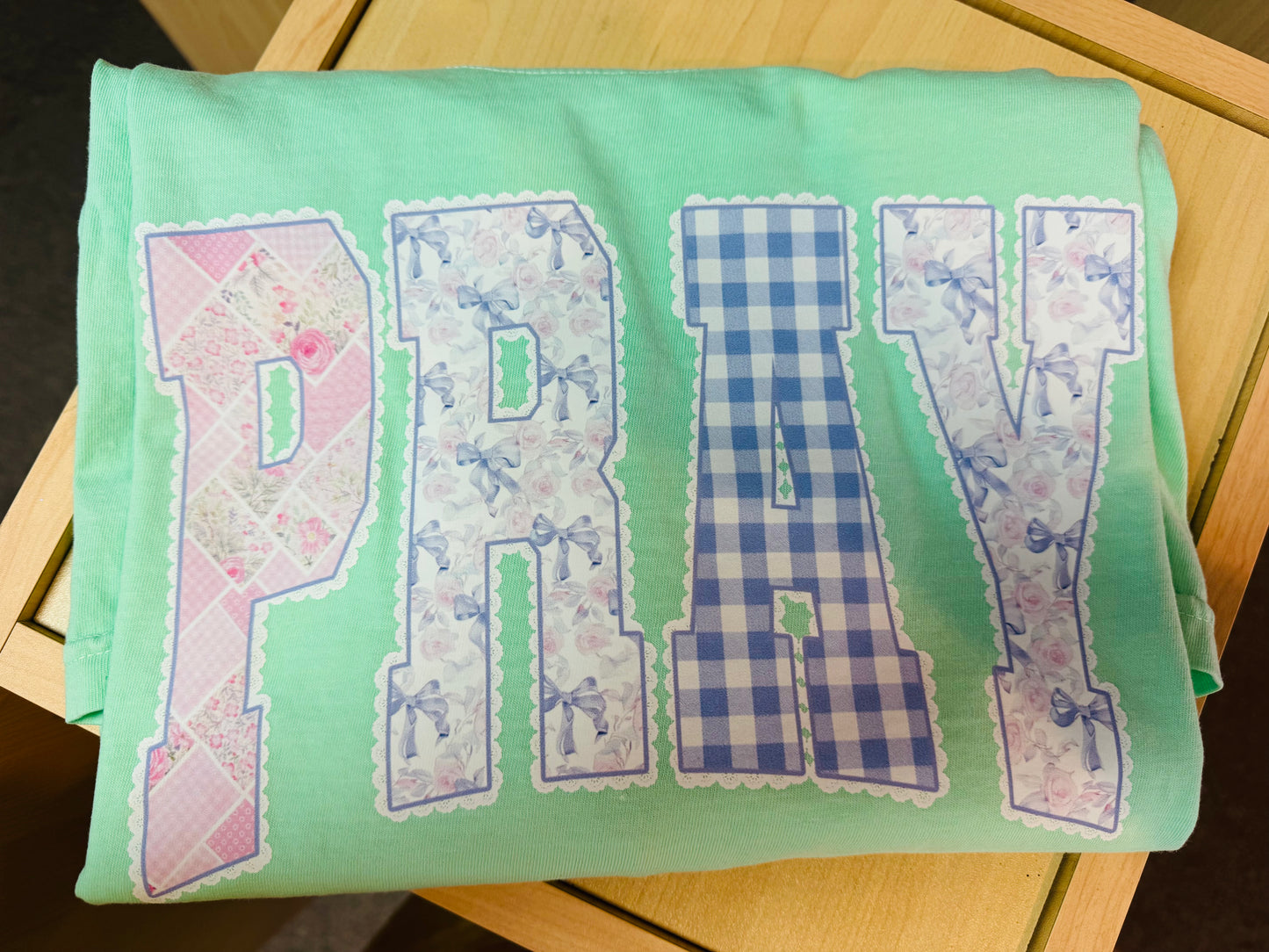 Comfort colors Pray